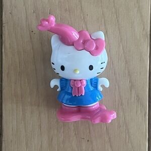 Hello Kitty Sanrio 2017 Kinder Surprise Series Kitty Goes to a Party FF331C Cute